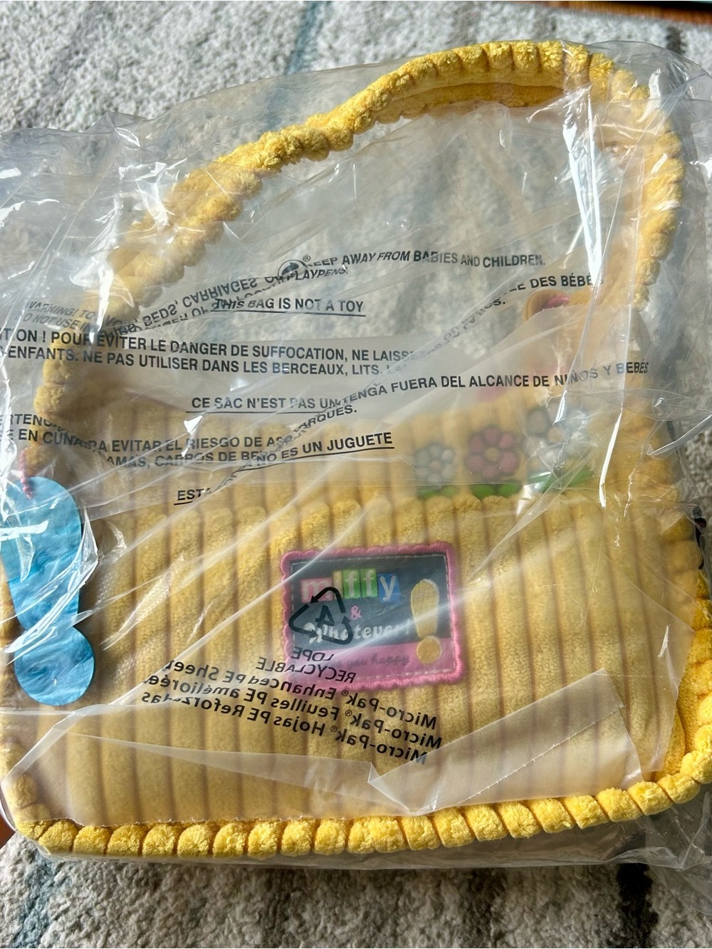 NIB Whatever! Makes You Happy x Miffy corduroy crossbody bag - Picture 8 of 8